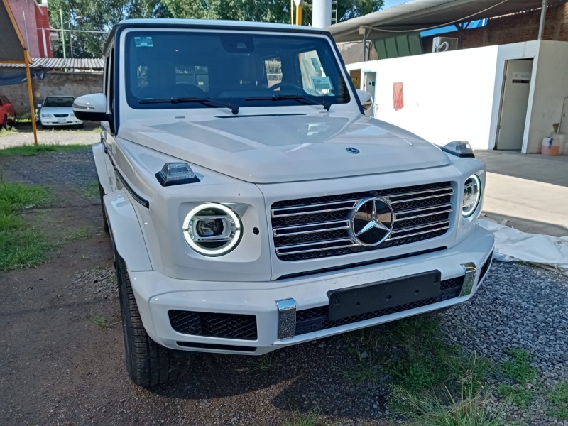 Mercedes-Benz G500 4.0l with 422HP