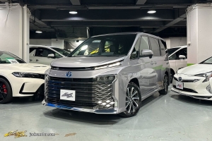 Toyota Voxy Hybrid SZ New 2024