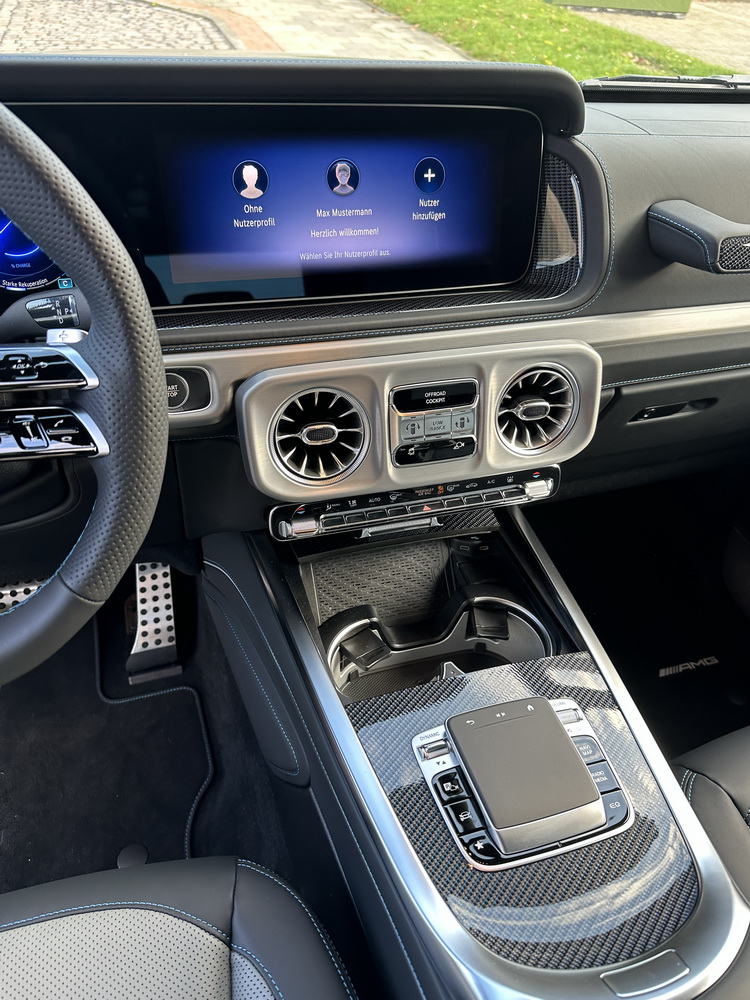 Mercedes Benz G580 EQ Edition1 2025 (8)