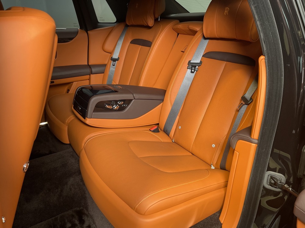 Rolls Royce Ghost Amber Roads Edition - brand new 2023 (10)