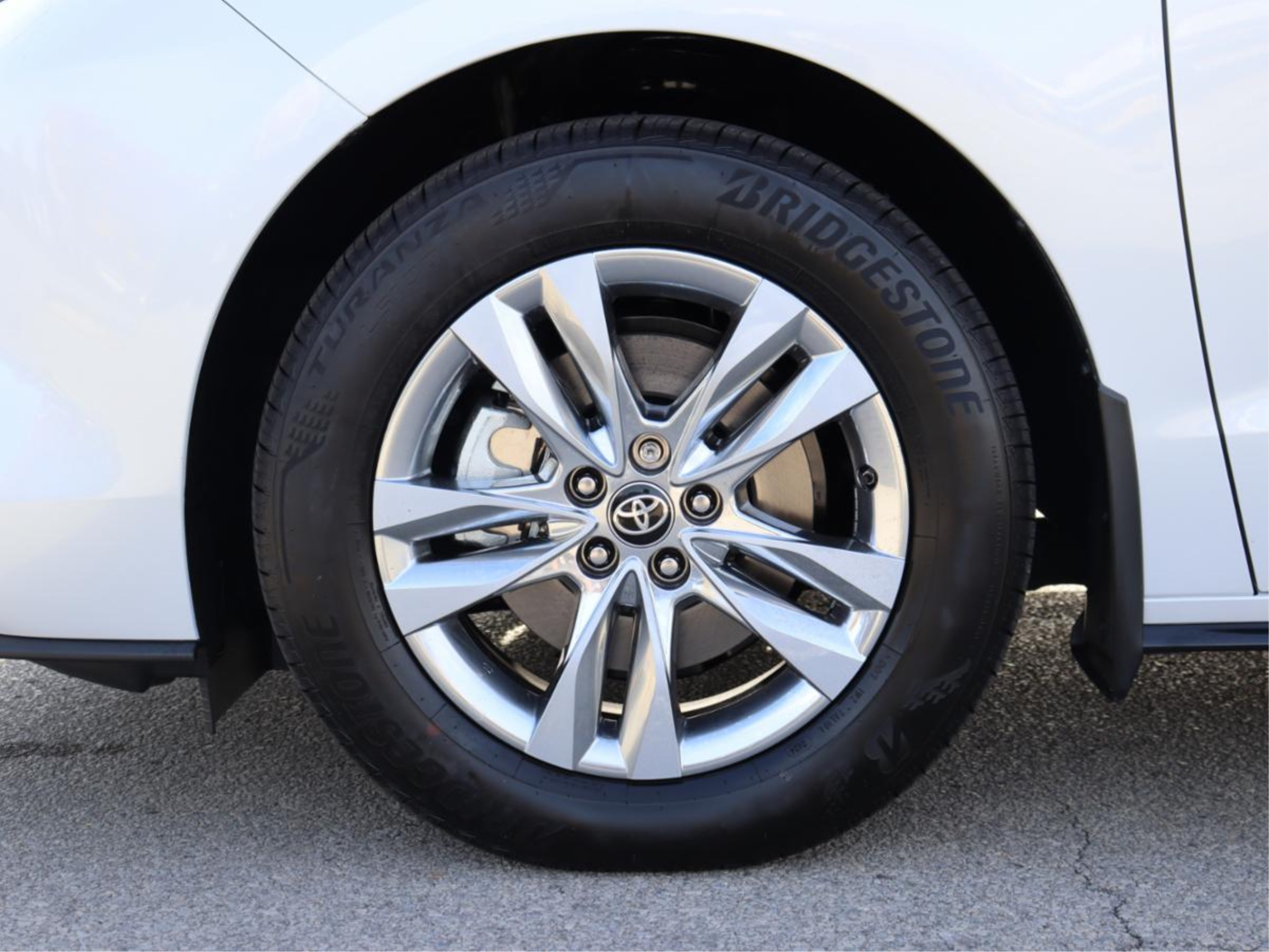 Toyota Sienna 4dr AWD Passenger Van 2024 (11)