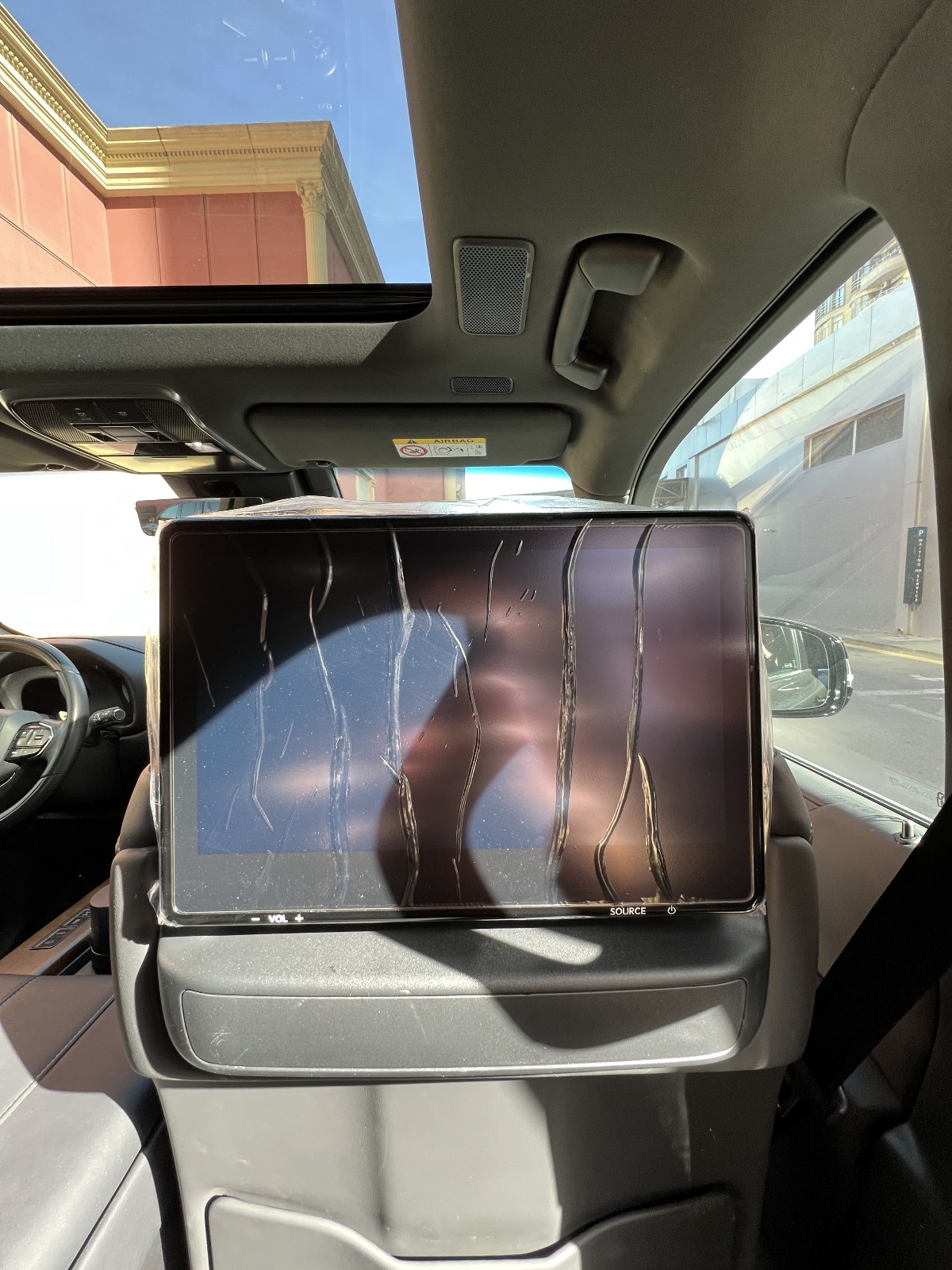 Lexus LX600 Urban 7 seater 2024 (8)