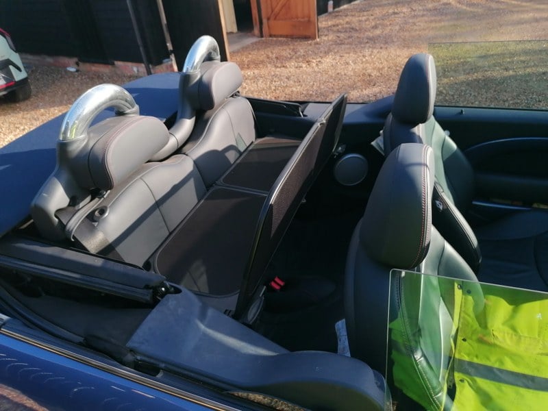 Cooper Mini R52 Cooper S convertible (10)