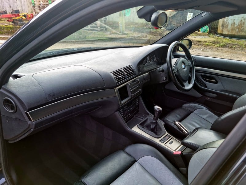 BMW BMW E39 M5 (8)