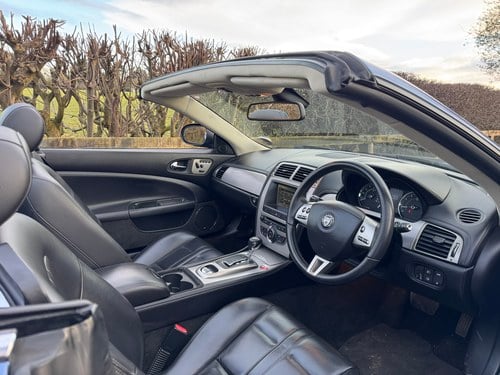 Jaguar XK 4.2 V8 Convertible 294bhp (13)