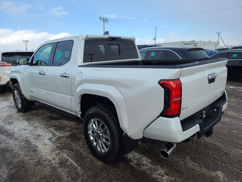 Toyota Double Cab Hybrid 2024 (7)