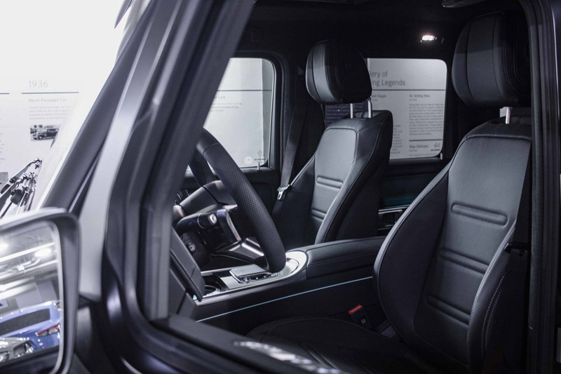 Mercedes Benz G550 2025 (9)