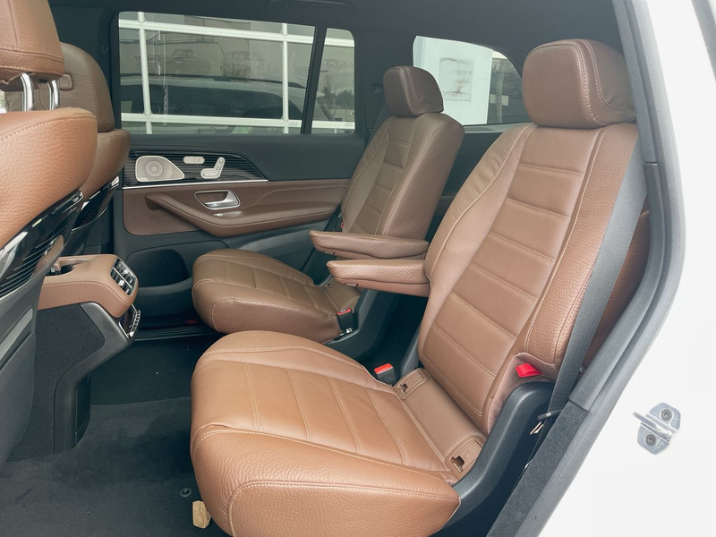 Mercedes Benz GLS450 SUV 2025 (11)