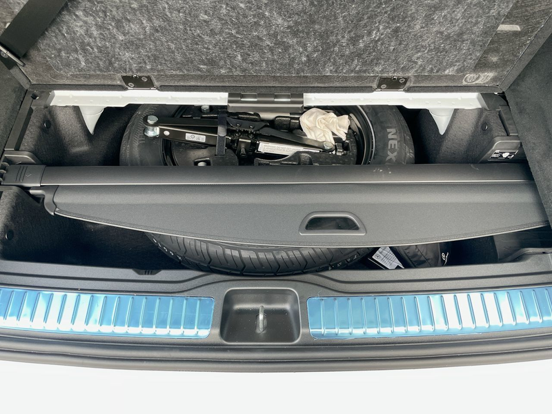 Mercedes Benz GLS450 SUV 2025 (12)