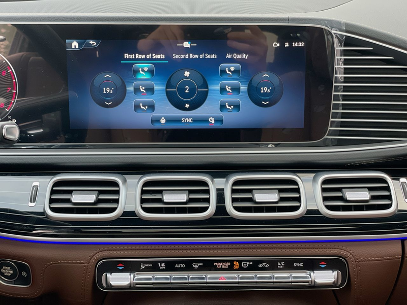 Mercedes Benz GLS450 SUV 2025 (14)