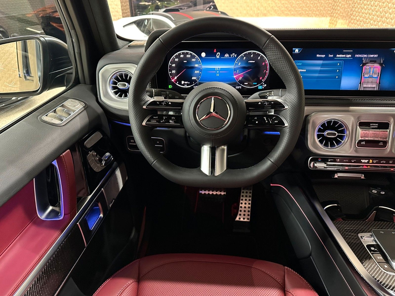 Mercedes Benz G500 2025 (11)