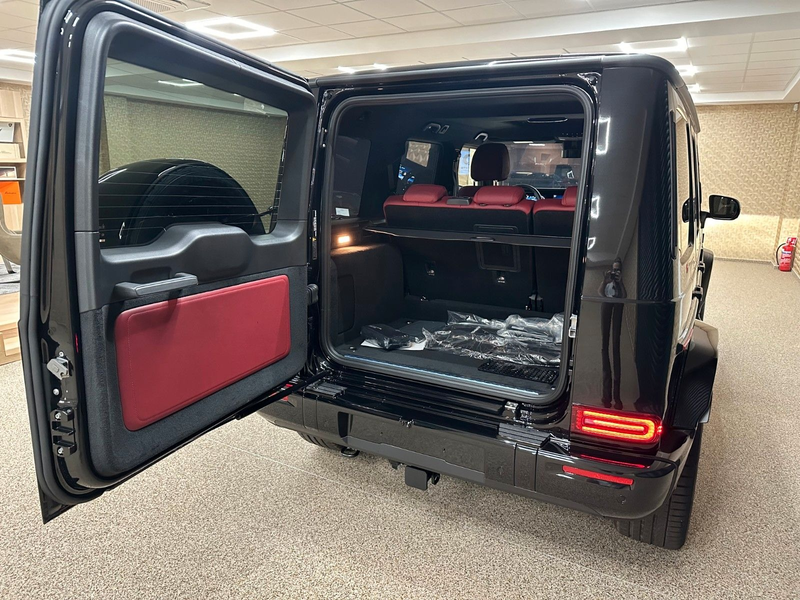 Mercedes Benz G500 2025 (13)