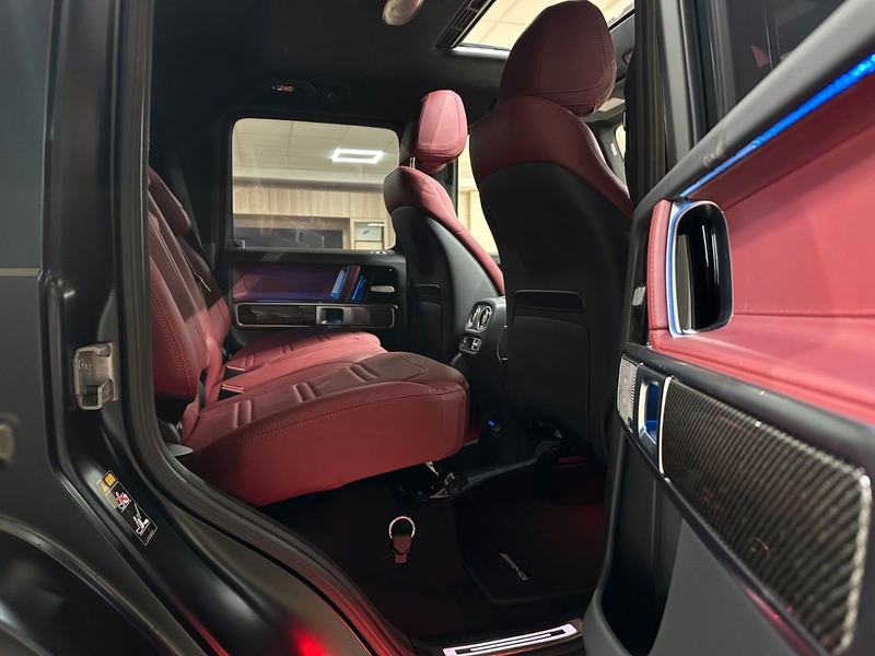 Mercedes Benz G500 2025 (10)