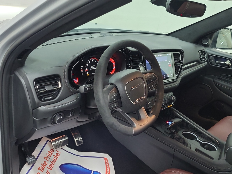 Dodge Durango Srt Hellcat Silver Bullet 2025 (8)