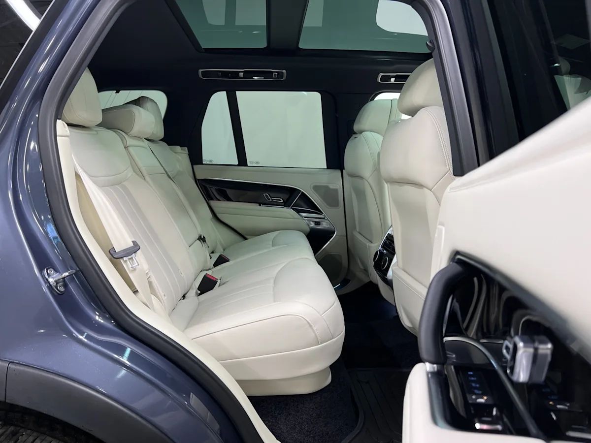 Range Rover  P400 SE SWB 2025 (8)