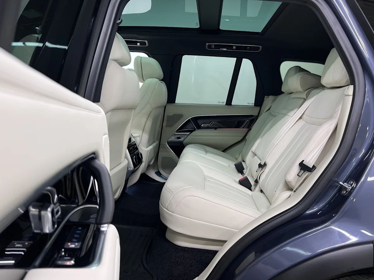 Range Rover  P400 SE SWB 2025 (9)