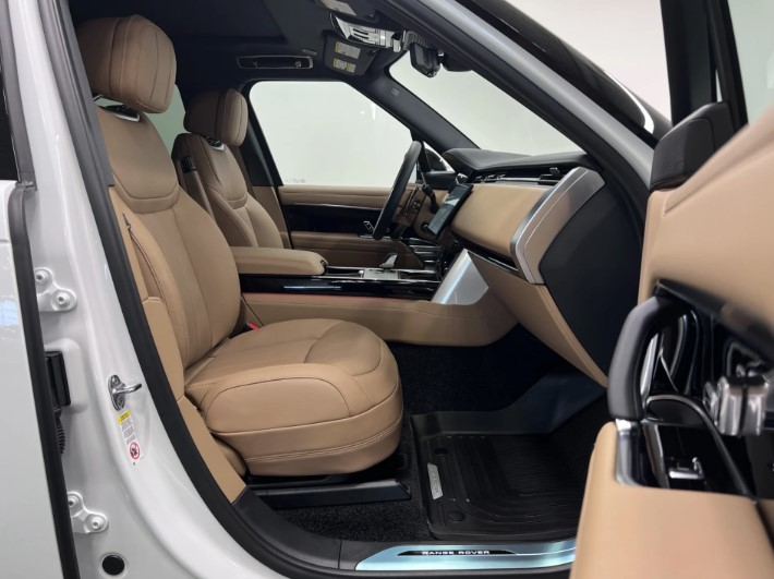 Range Rover  P400 SE SWB 2025 (8)