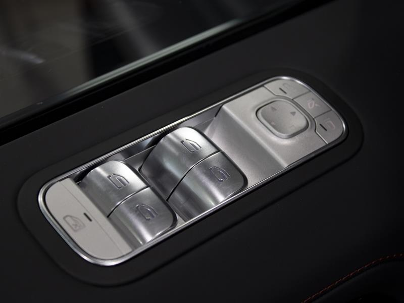 Mercedes Benz G63 AMG 2025 (16)