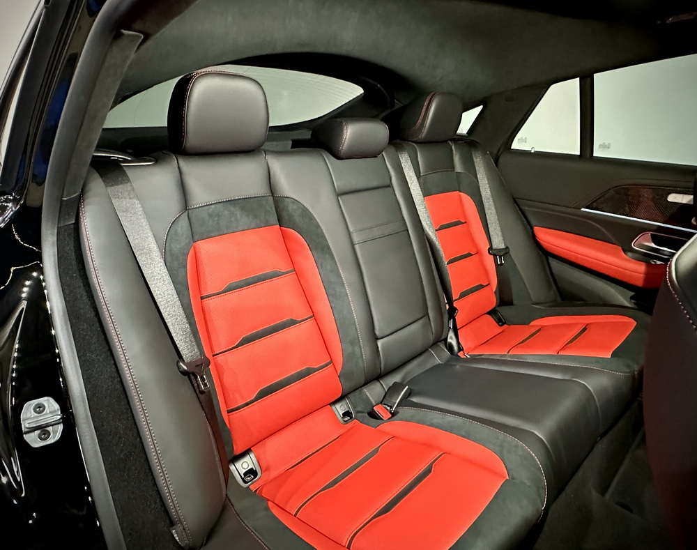 Mercedes Benz GLE 63 S AMG 2023 (9)