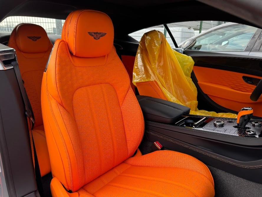 Bentley Bentayga S Hybrid Black Edition 2025 (7)