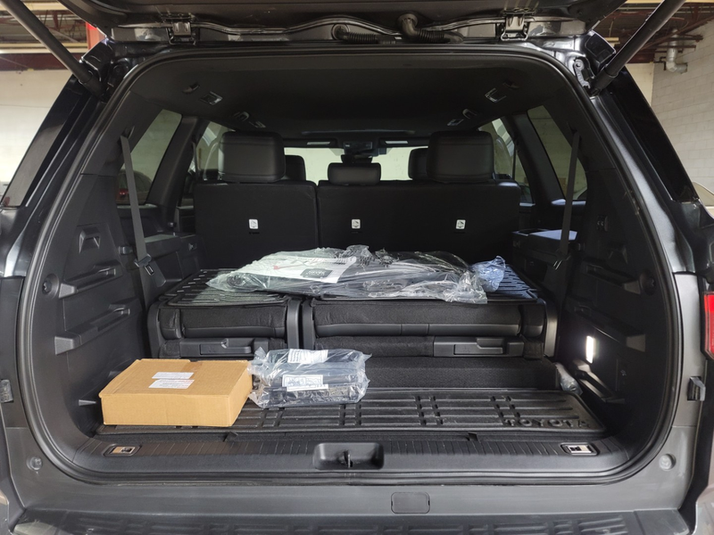 Toyota Sequoia SR5 TRD Off Road 2025 (16)