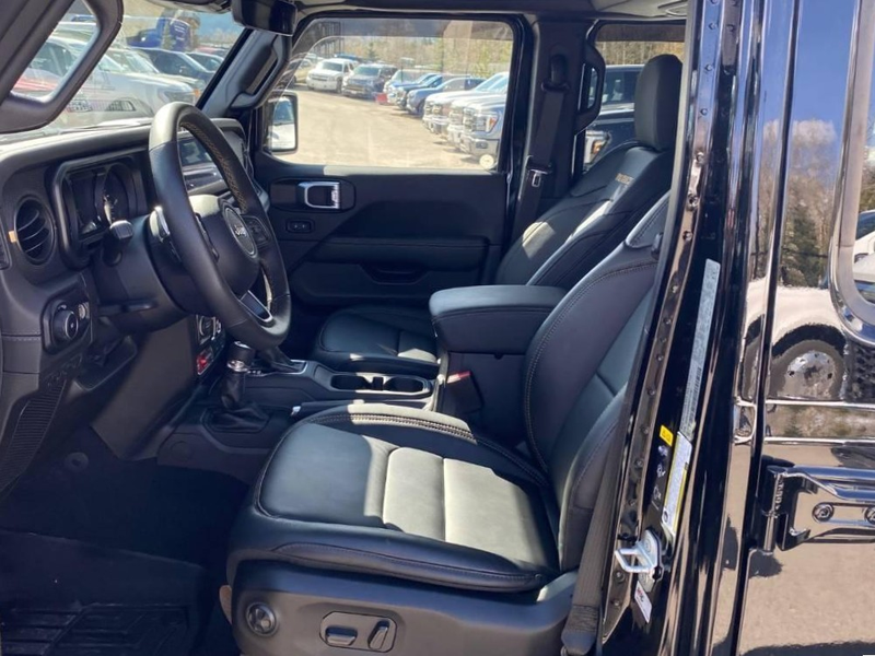 Jeep WRANGLER RUBICON 392 2024 (9)