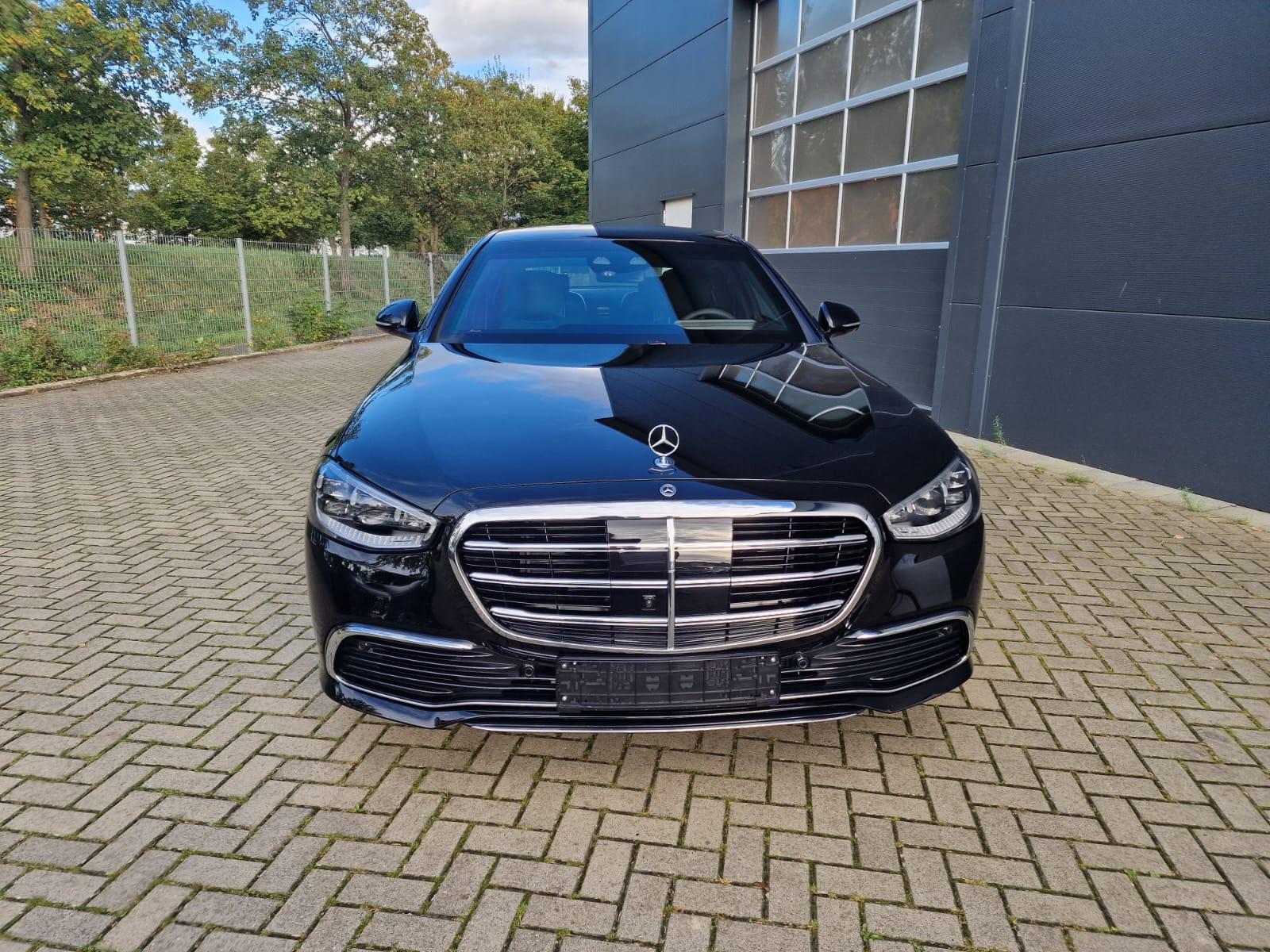 Mercedes Benz S680 V12 Factory Armored 2025 (13)