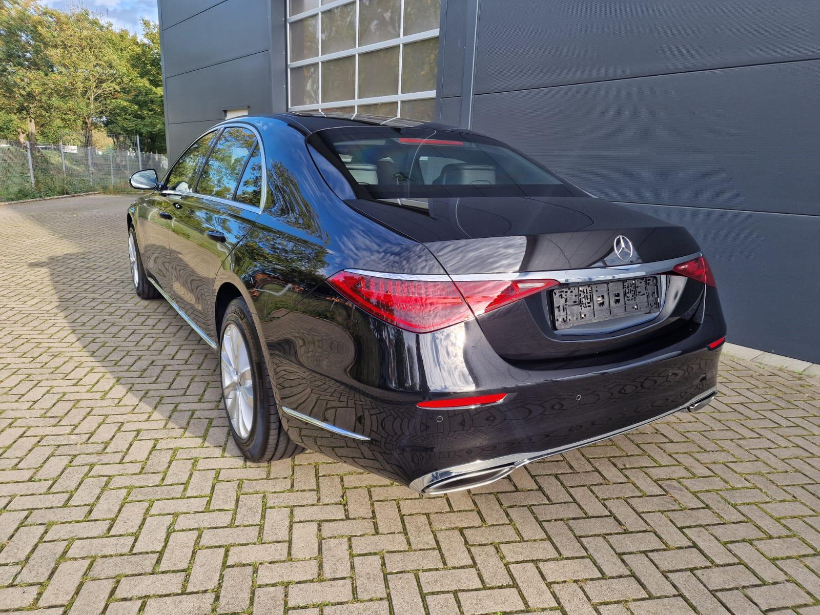 Mercedes Benz S680 V12 Factory Armored 2025 (14)