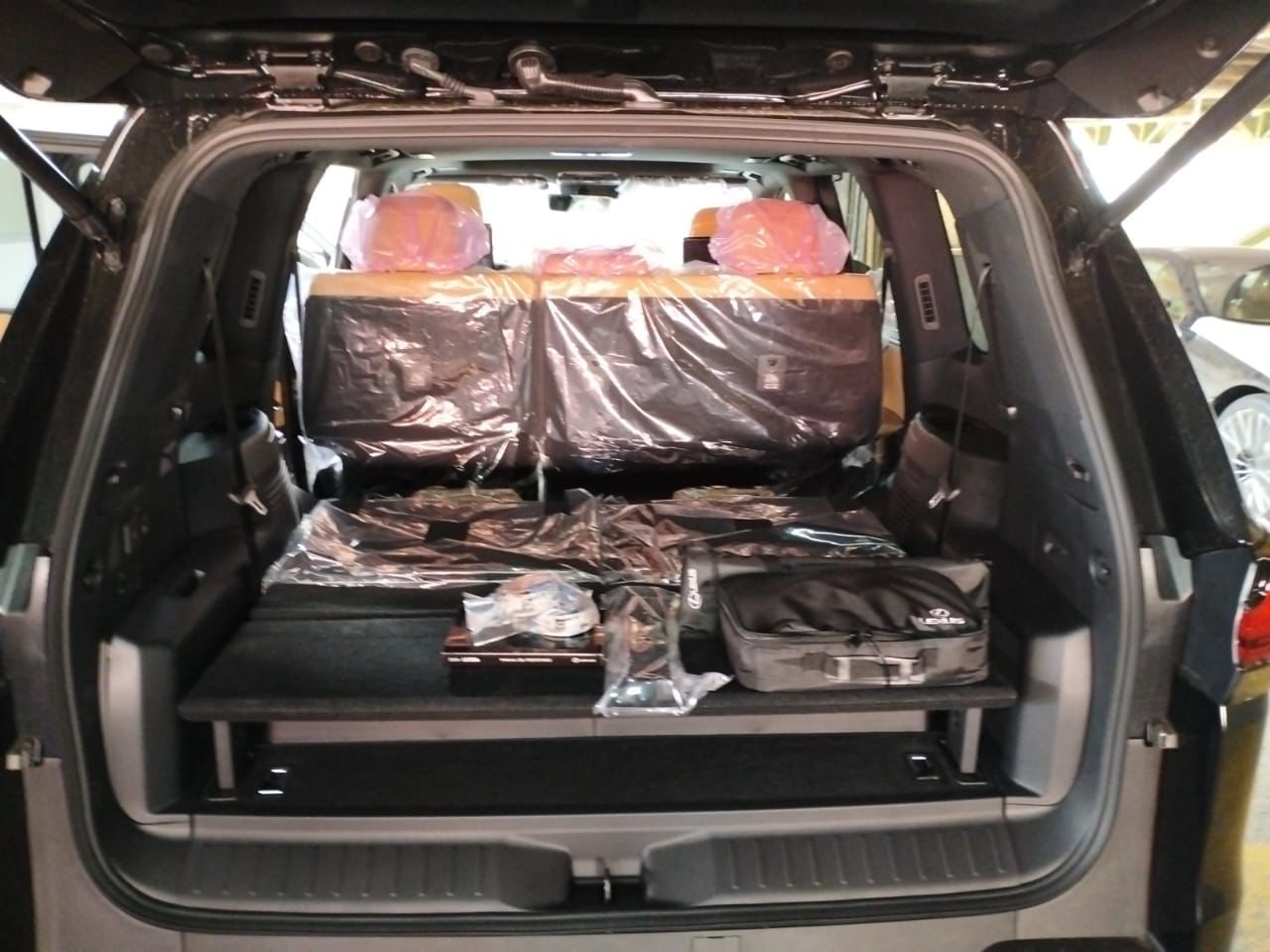 Lexus LX700H Luxury AWD 2025 (7)