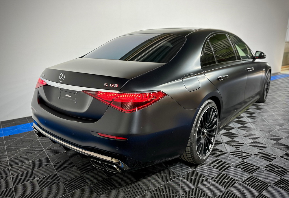 Mercedes Benz S63 AMG 2025 (7)