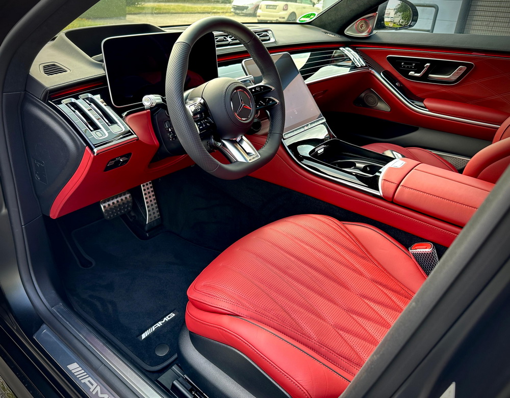 Mercedes Benz S63 AMG 2025 (8)