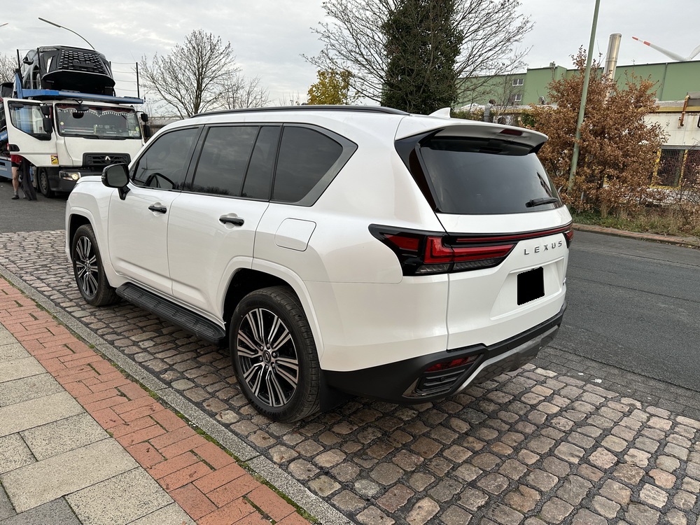 Lexus LX600 Luxury 3,5l 2024 (8)
