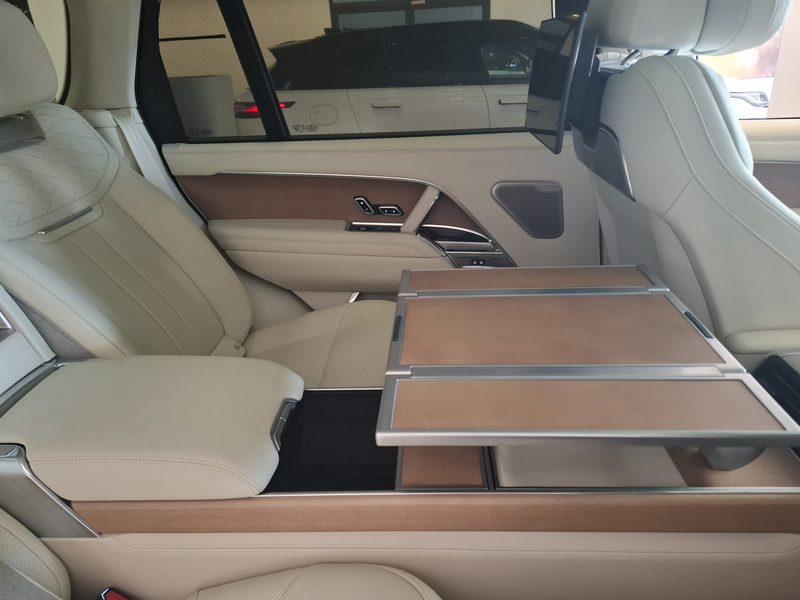 Range Rover P615 SV LWB 4 seats 2025 (12)