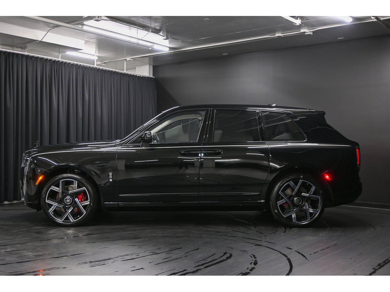 Rolls Royce Cullinan Black Badge 2025 (7)
