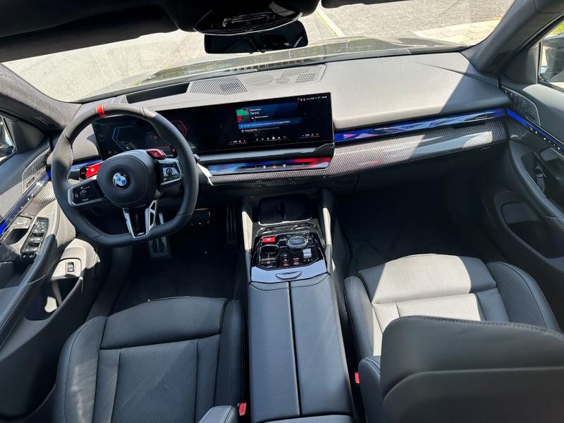BMW M5 585Hp 2025 (11)