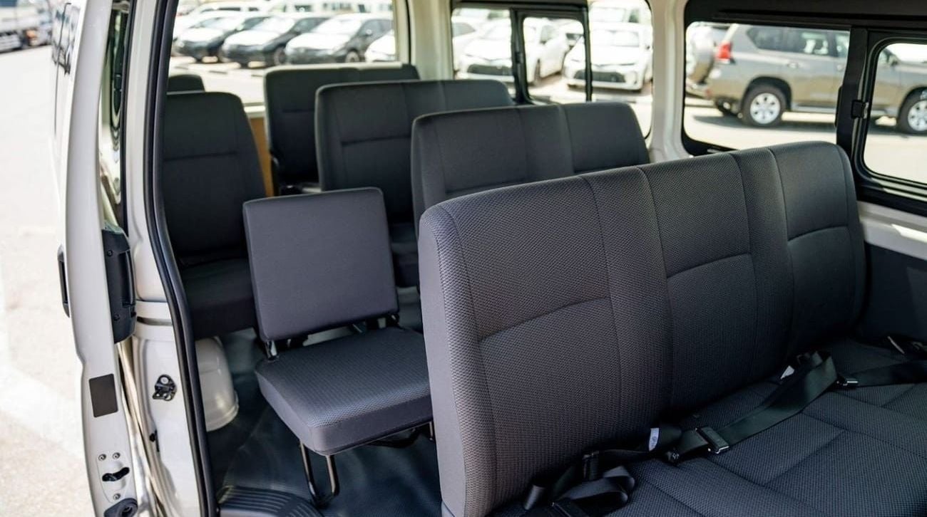 Toyota HIACE STD 2.5D MT 15 SEATER 2024 (9)