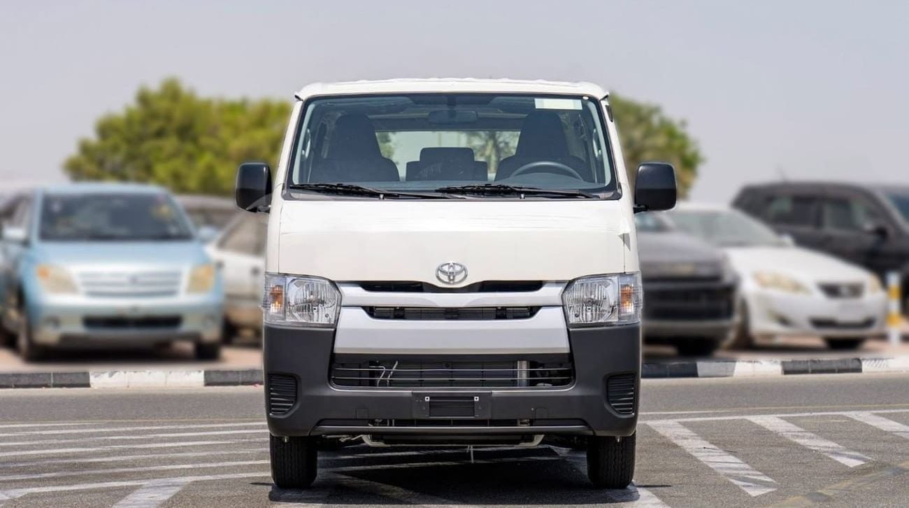 Toyota HIACE STD 2.5D MT 15 SEATER 2024 (10)
