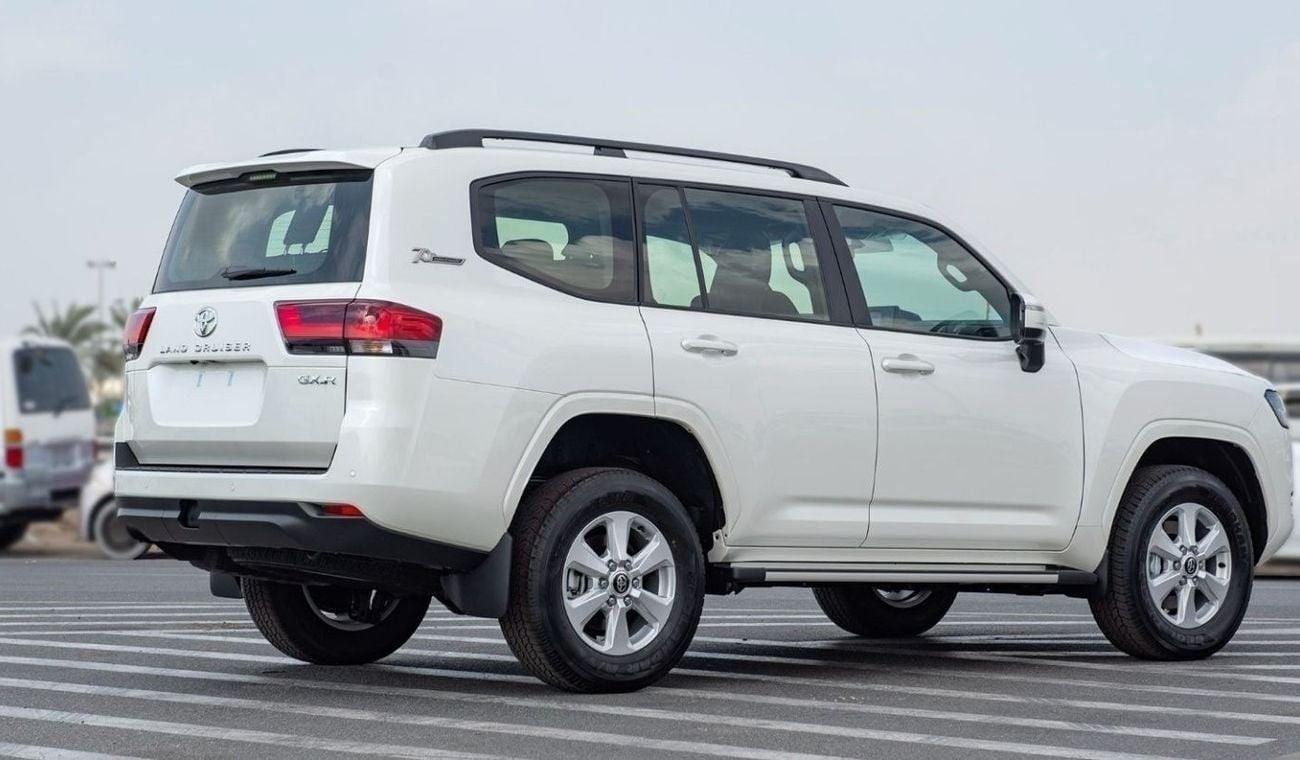 Toyota Land Cruiser LC300 GXR 3.3D AT 2024 (11)