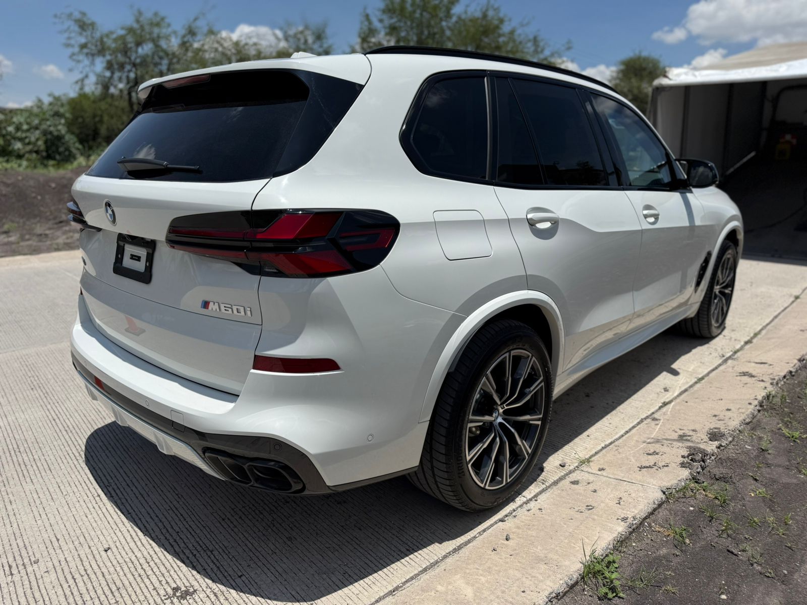 BMW X5 M60i VR6 Factory Armored 2025 (8)