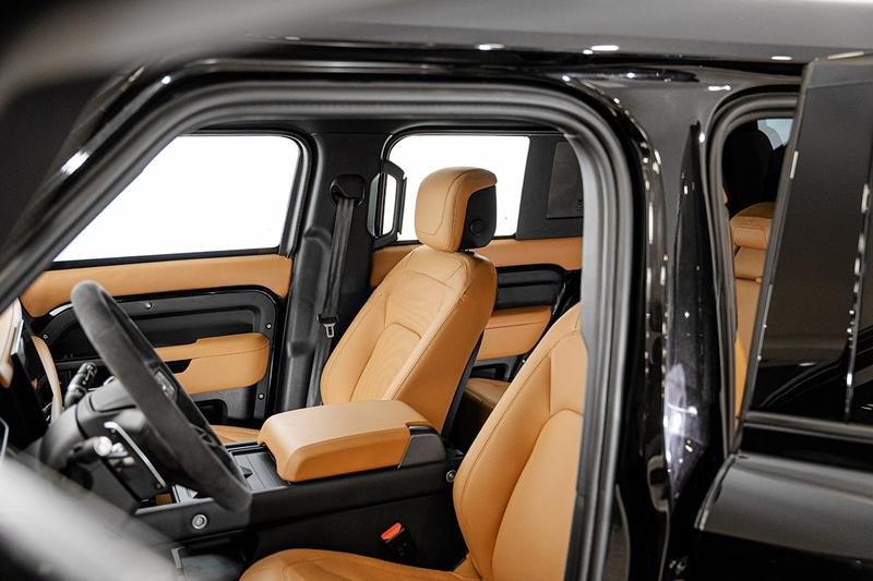 Range Rover Defender Armored 2025 (15)