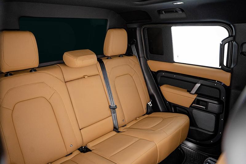 Range Rover Defender Armored 2025 (16)