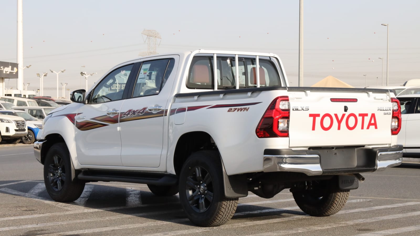 Toyota Hilux Double Cab 2.7L 2025 (10)