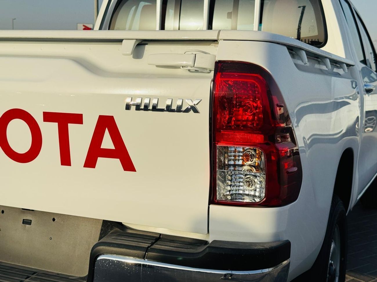 Toyota Hilux 2.4 Diesel 4WD 2025 (9)
