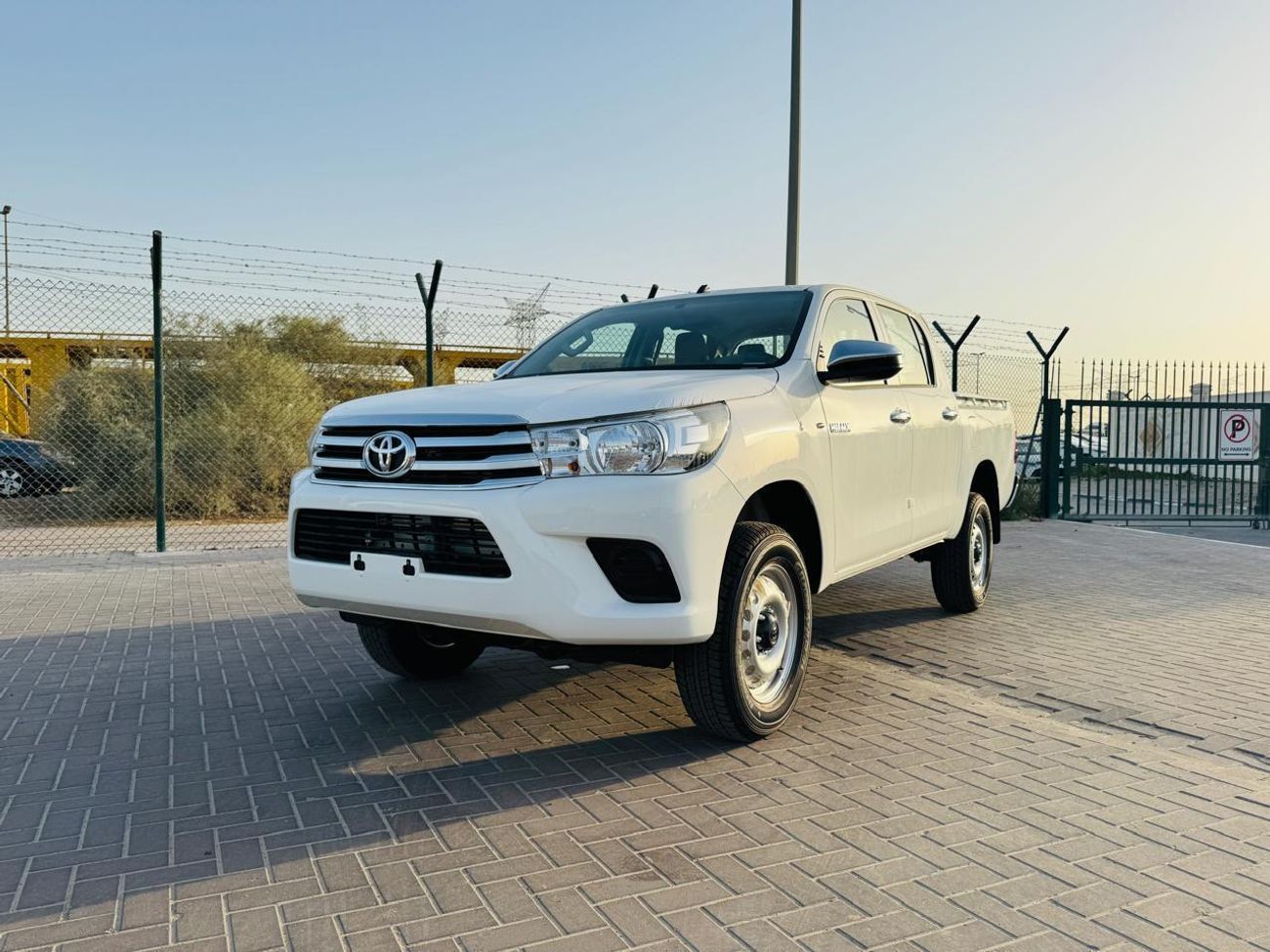 Toyota Hilux 2.4 Diesel 4WD 2025 (11)