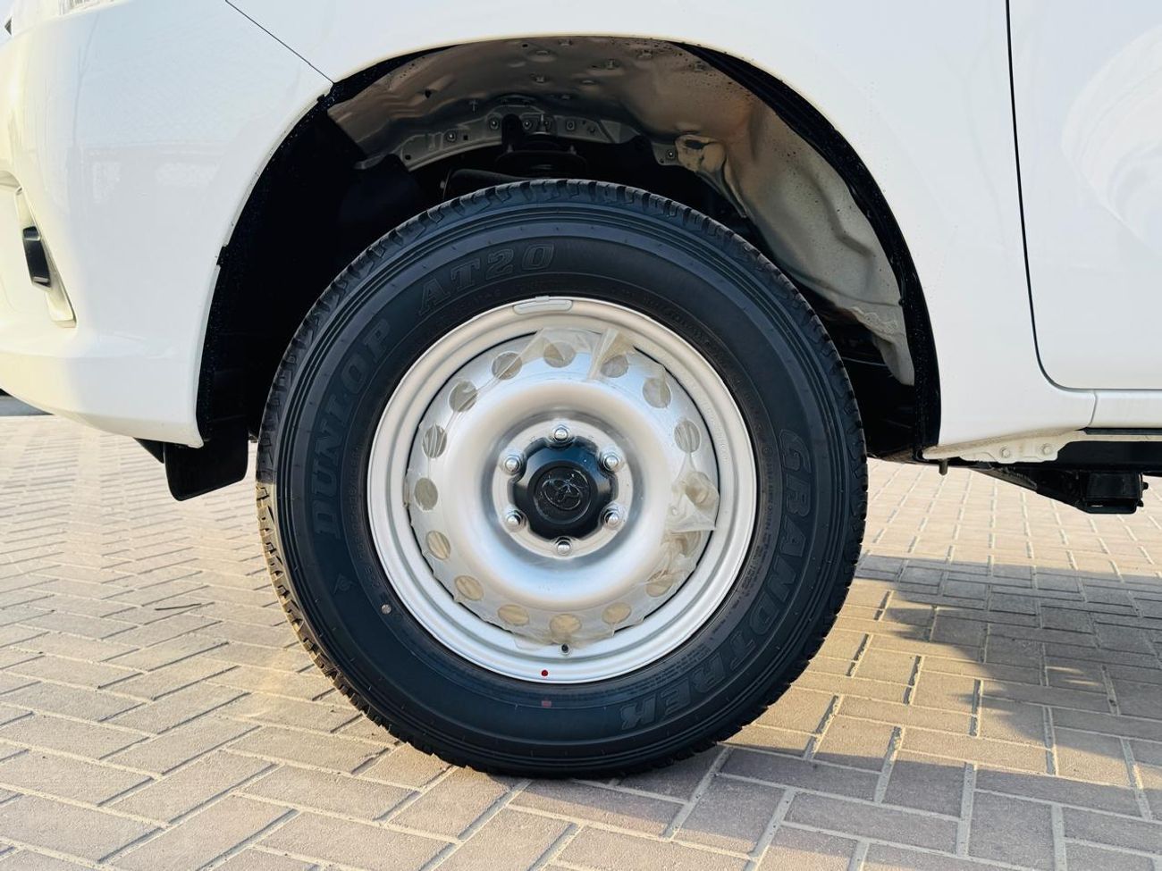 Toyota Hilux 2.4 Diesel 4WD 2025 (14)
