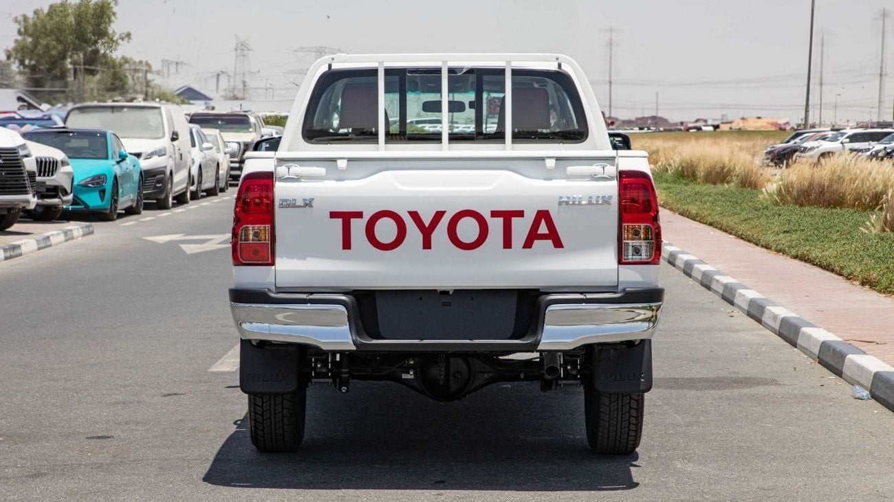 Toyota Hilux DLX 2.4L DOUBLE CAB AT 2025 (10)