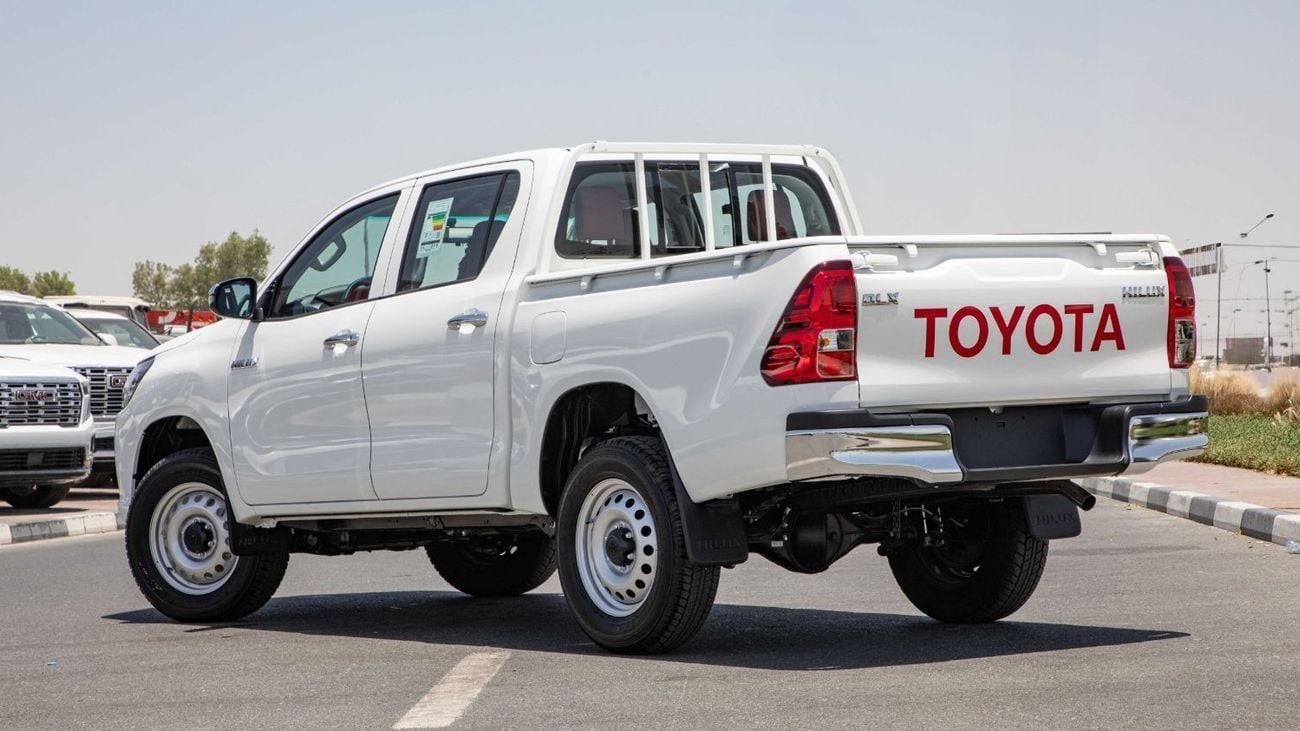 Toyota Hilux DLX 2.4L DOUBLE CAB AT 2025 (11)