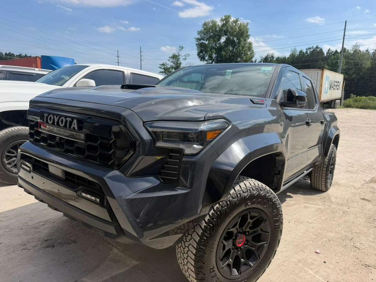 Toyota Tacoma TRD PRO HEV 326HP (7)