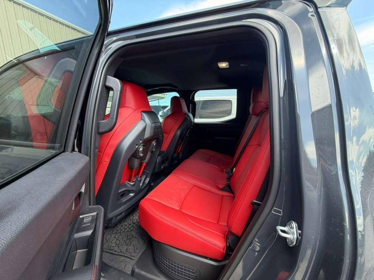 Toyota Tacoma TRD PRO HEV 326HP (10)