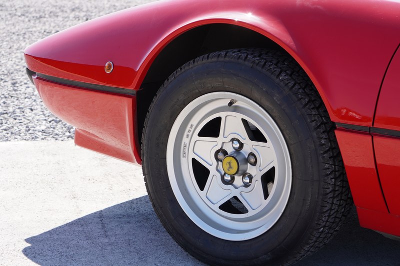 Ferrari 308 GTS (8)